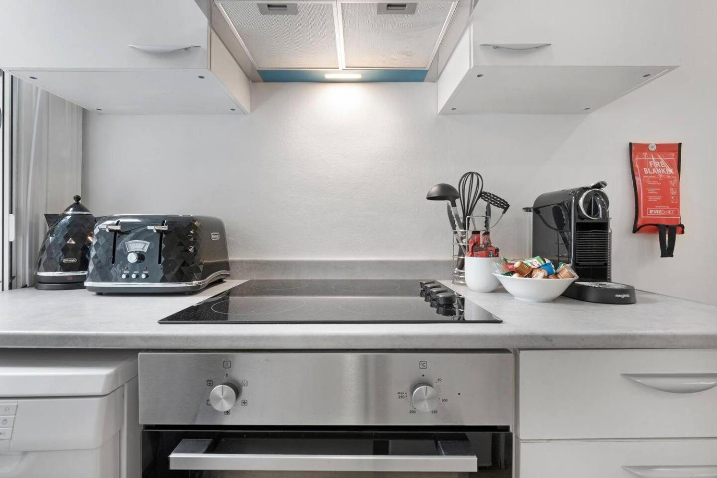 2 Bed Piccadilly Apartment 3 Londres Exterior foto