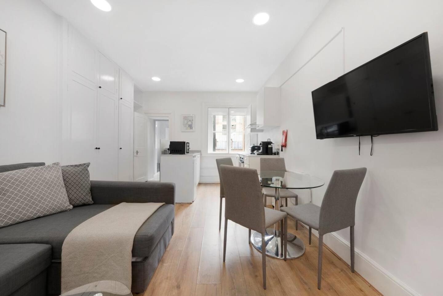 2 Bed Piccadilly Apartment 3 Londres Exterior foto